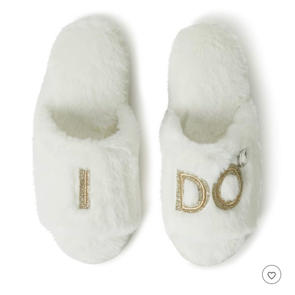 Dearfoams Women's Lane Bridal I Do Fuzzy Slide Slipper - size US 9-10